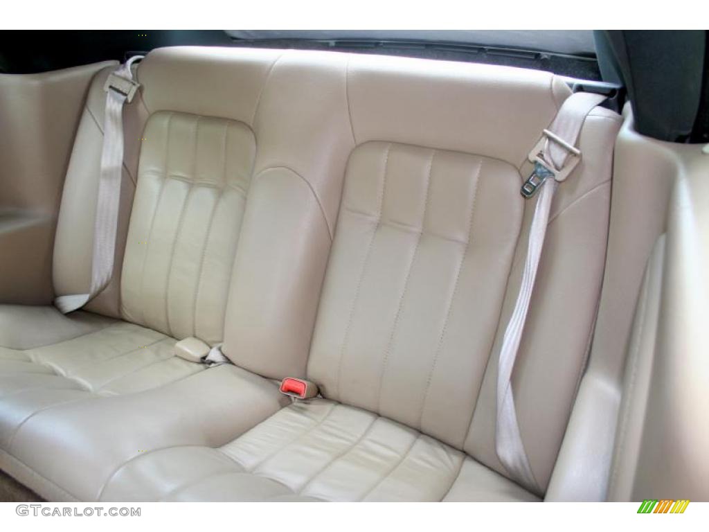 2002 Sebring LXi Convertible - Light Almond Pearl Metallic / Sandstone photo #49