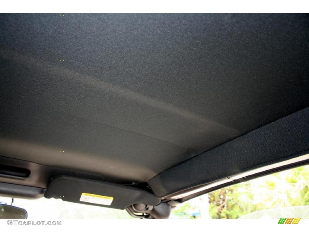 2002 Sebring LXi Convertible - Light Almond Pearl Metallic / Sandstone photo #62