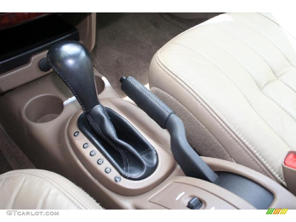 2002 Sebring LXi Convertible - Light Almond Pearl Metallic / Sandstone photo #74