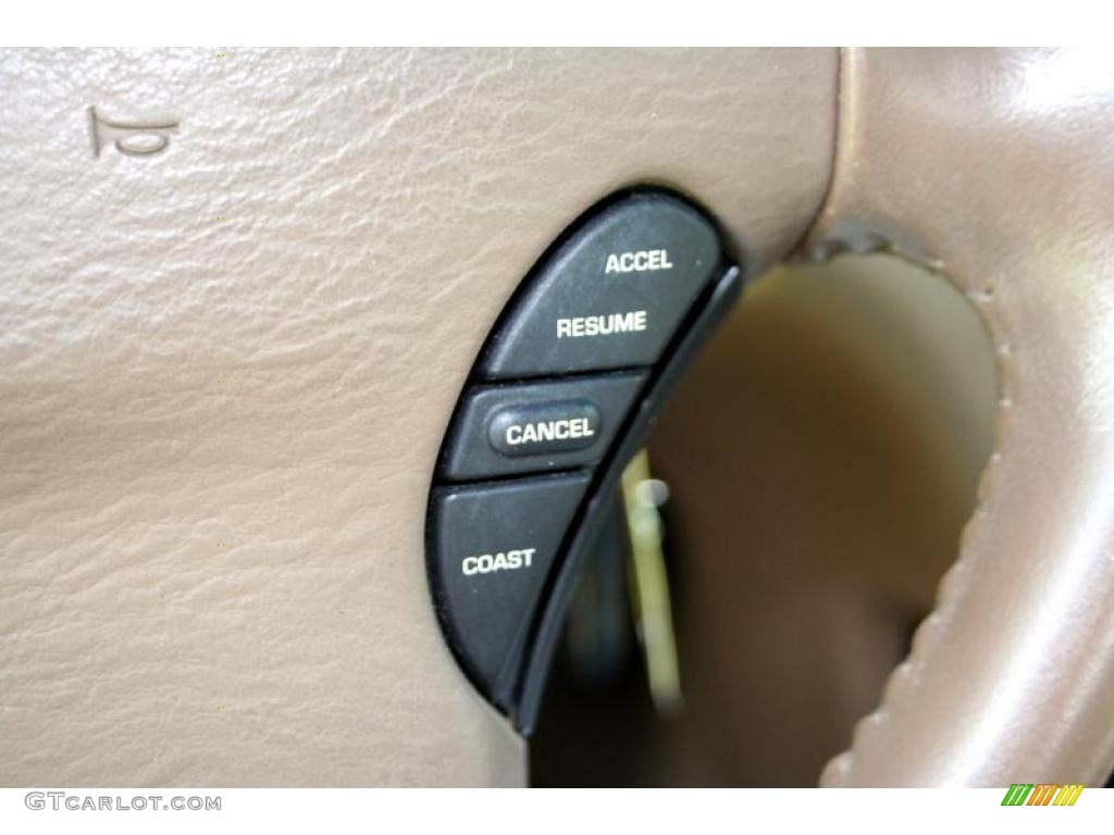 2002 Sebring LXi Convertible - Light Almond Pearl Metallic / Sandstone photo #82