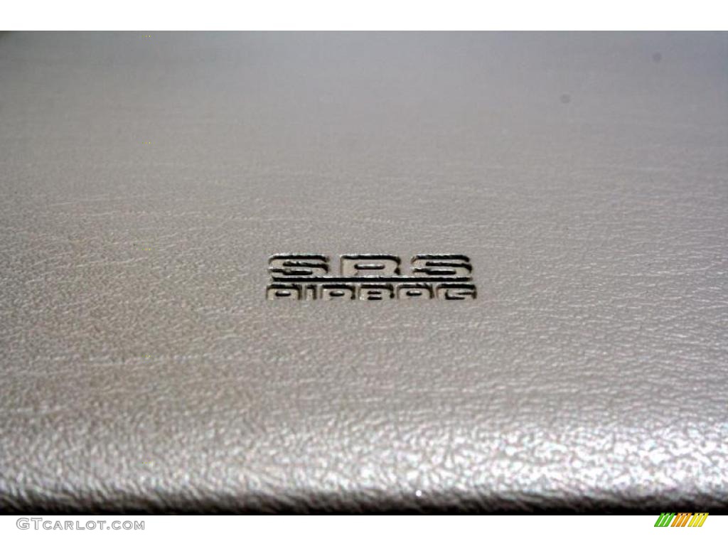 2002 Sebring LXi Convertible - Light Almond Pearl Metallic / Sandstone photo #90