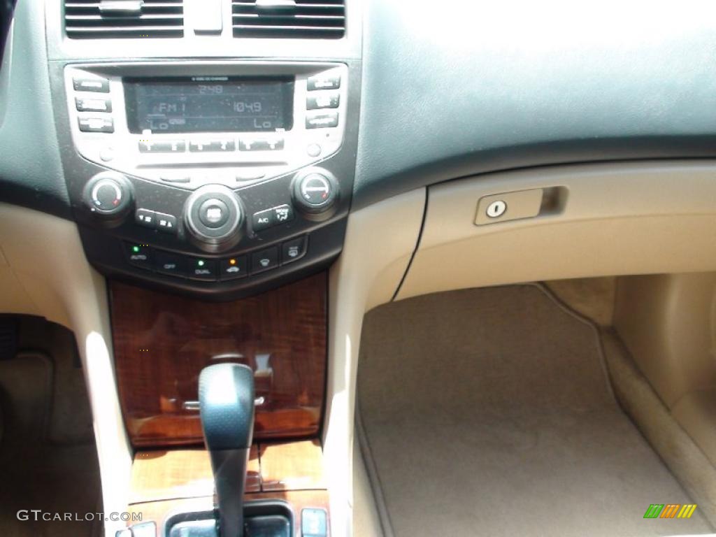2006 Accord EX V6 Coupe - Sapphire Blue Pearl / Ivory photo #24