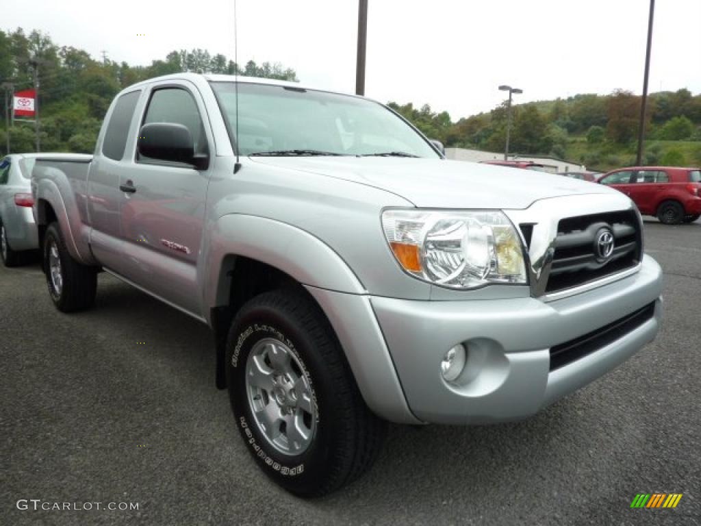 2007 Tacoma V6 TRD Access Cab 4x4 - Silver Streak Mica / Graphite Gray photo #1