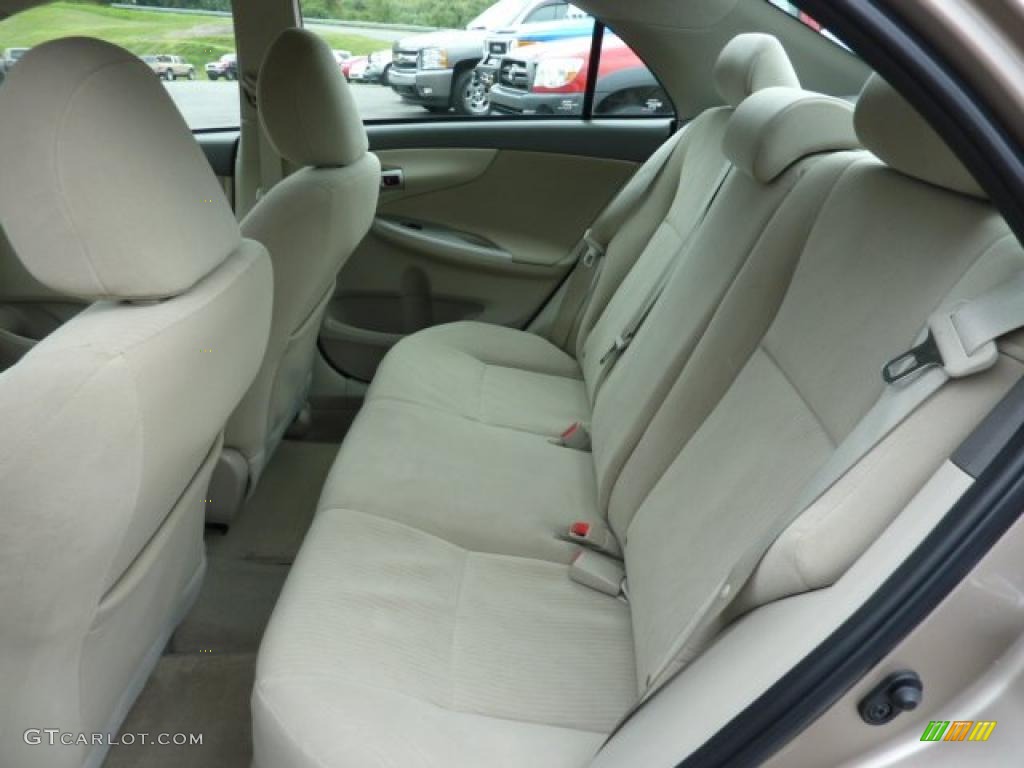 2010 Corolla LE - Desert Sand Metallic / Bisque photo #11