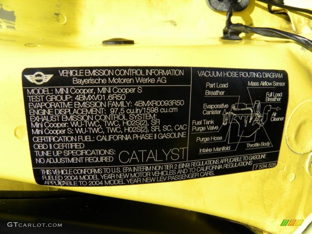 2004 Cooper Hardtop - Liquid Yellow / Panther Black photo #30