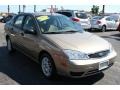 2005 Arizona Beige Metallic Ford Focus ZX4 SE Sedan  photo #18