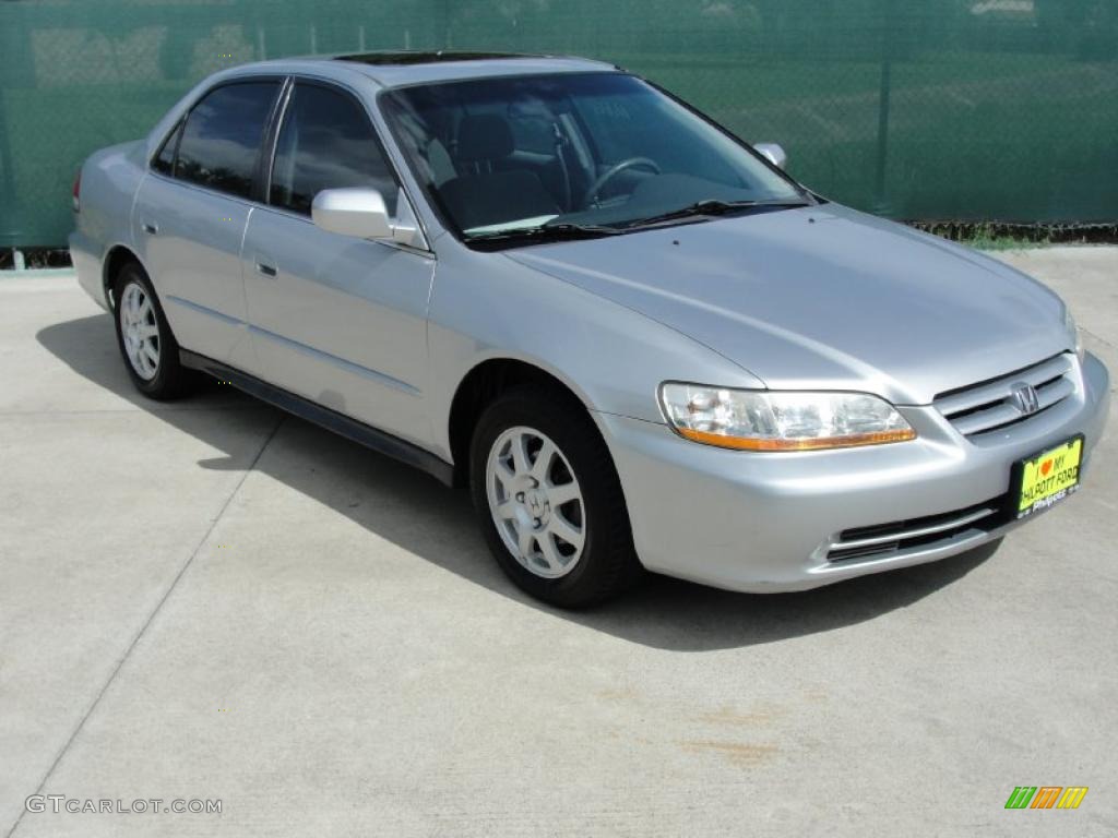 2002 Accord SE Sedan - Satin Silver Metallic / Quartz Gray photo #1