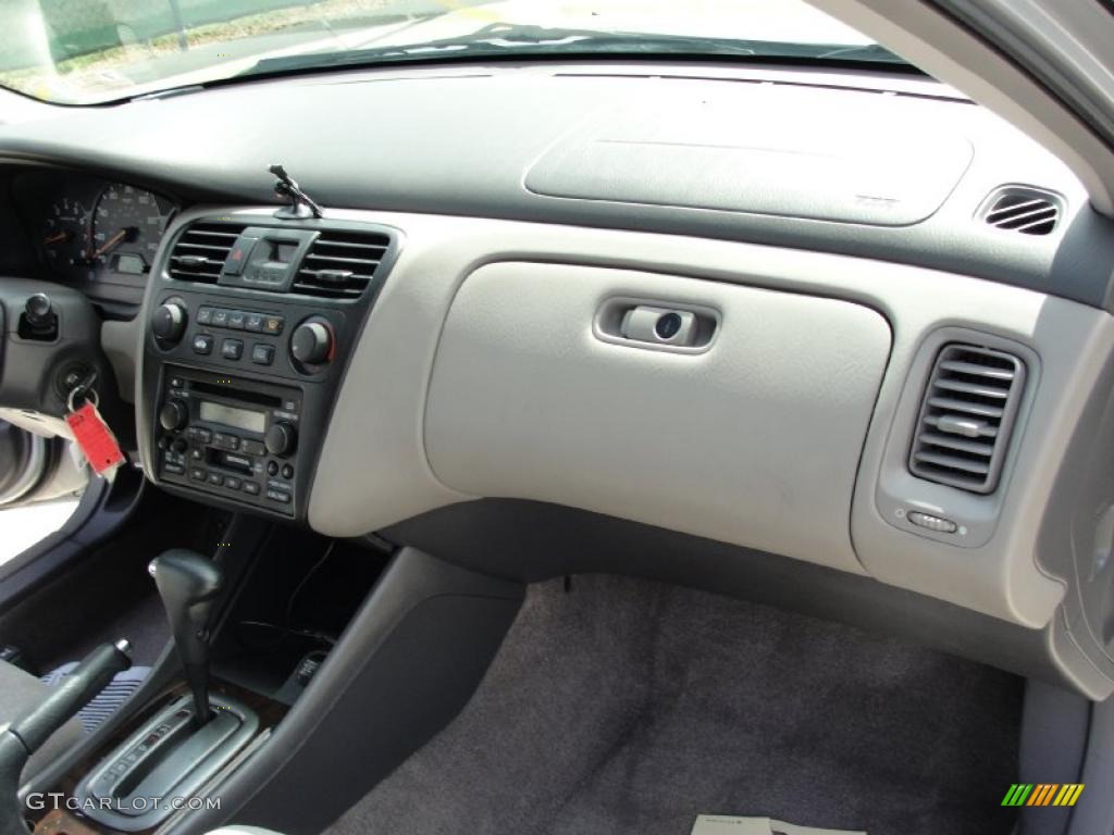 2002 Accord SE Sedan - Satin Silver Metallic / Quartz Gray photo #24