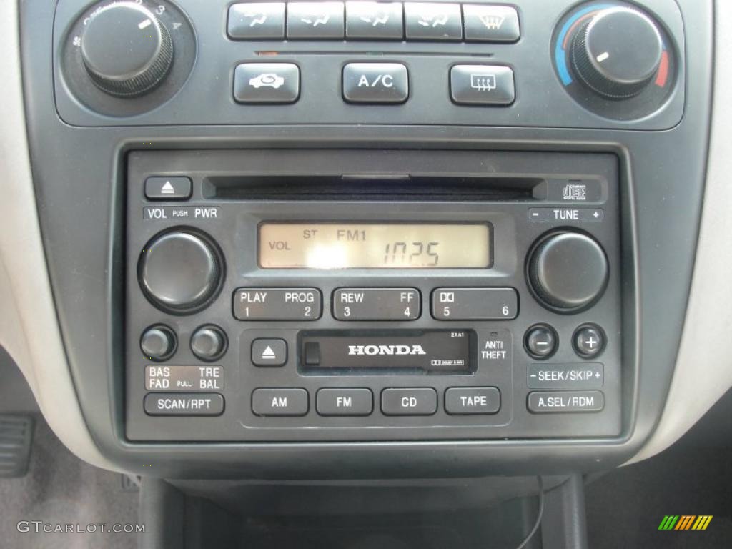 2002 Accord SE Sedan - Satin Silver Metallic / Quartz Gray photo #36