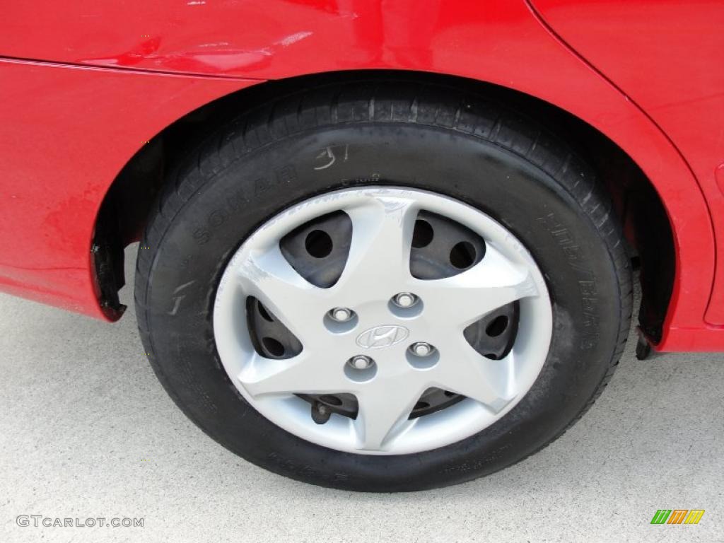 2004 Elantra GLS Sedan - Rally Red / Gray photo #13