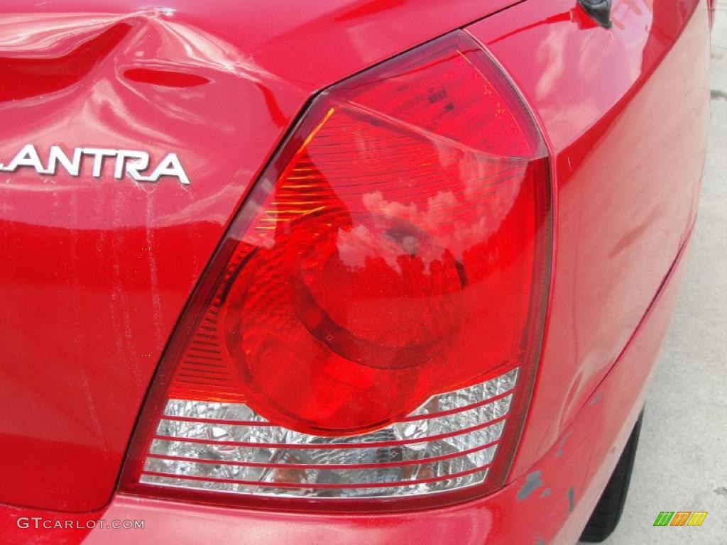 2004 Elantra GLS Sedan - Rally Red / Gray photo #17