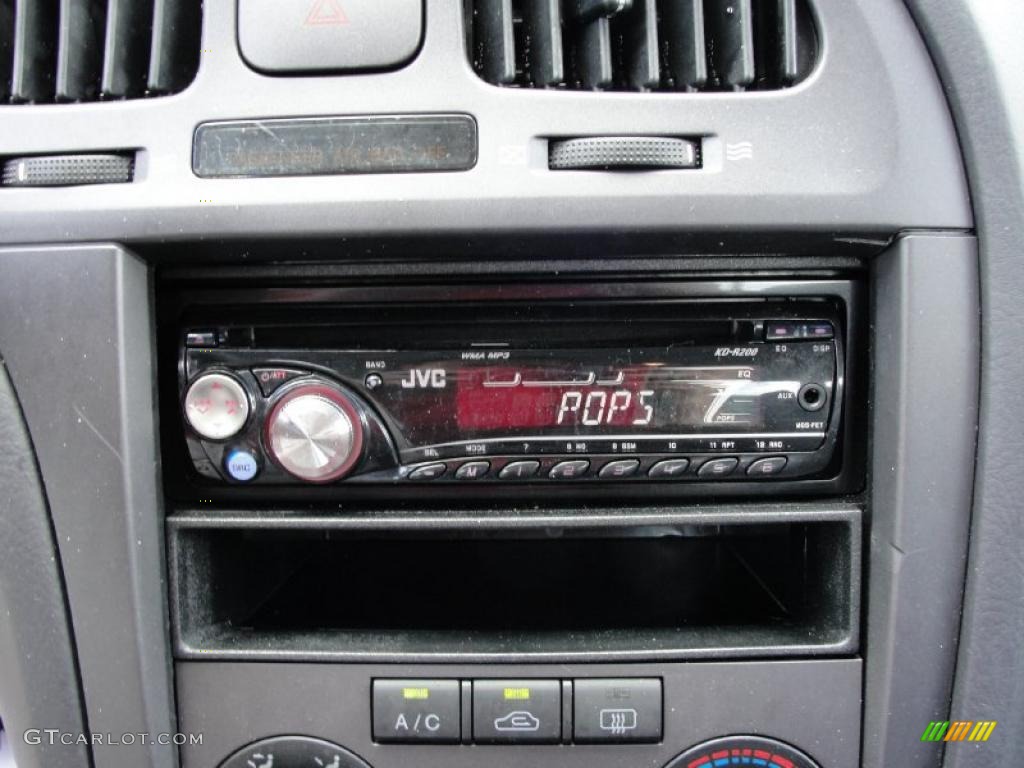 2004 Elantra GLS Sedan - Rally Red / Gray photo #34