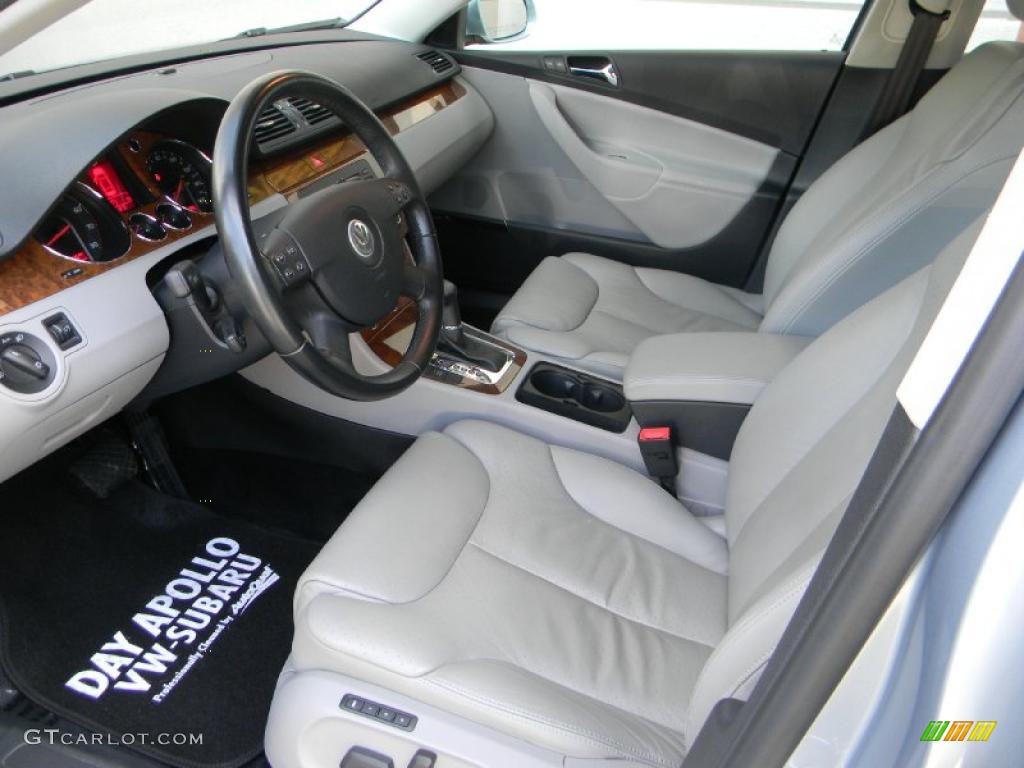 Classic Grey Interior 2007 Volkswagen Passat 3.6 4Motion Wagon Photo #33410653