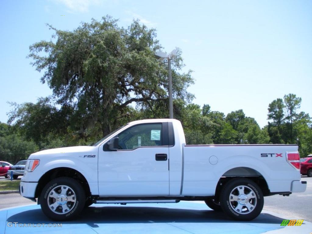 2010 F150 STX Regular Cab - Oxford White / Medium Stone photo #2