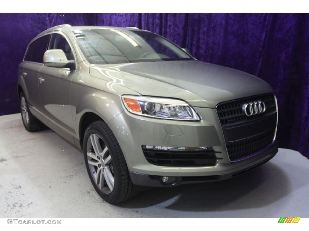2007 Q7 3.6 Premium quattro - Sycamore Green Metallic / Limestone Grey photo #1