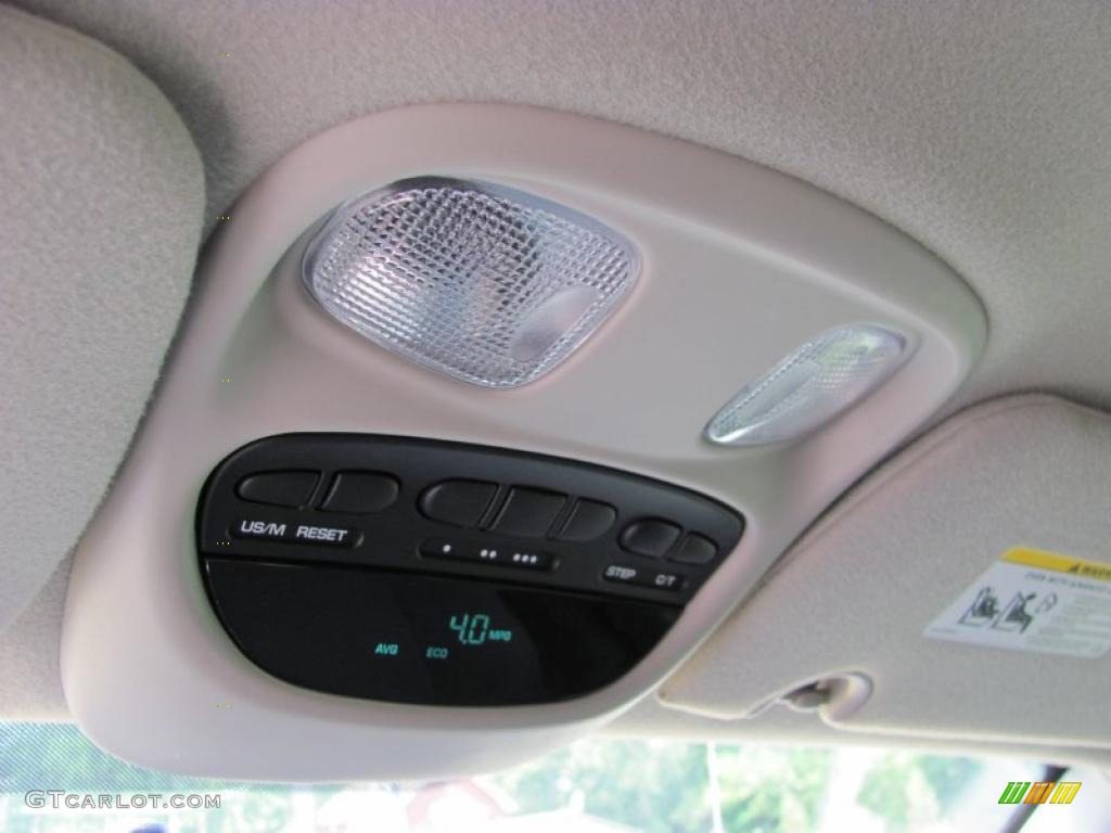 2007 Dakota SLT Quad Cab 4x4 - Detonator Yellow / Medium Slate Gray photo #11