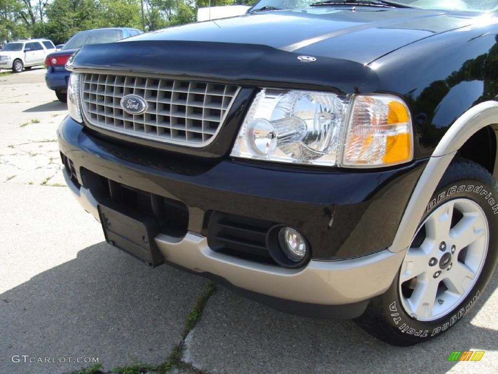 2005 Explorer Eddie Bauer 4x4 - Black / Medium Parchment photo #9