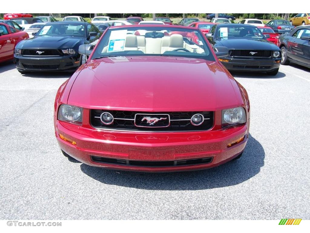 2007 Mustang V6 Deluxe Convertible - Redfire Metallic / Medium Parchment photo #14