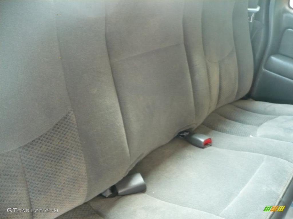 2004 Silverado 1500 LS Extended Cab 4x4 - Victory Red / Dark Charcoal photo #17