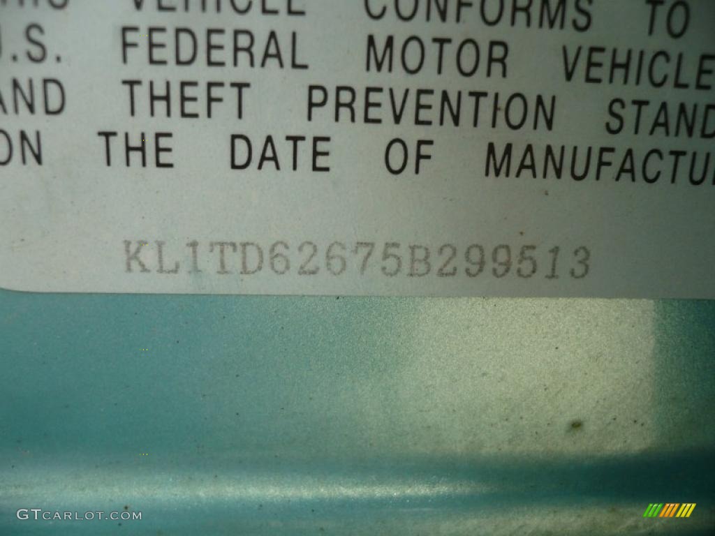 2005 Aveo LS Hatchback - Aqua Metallic / Gray photo #21