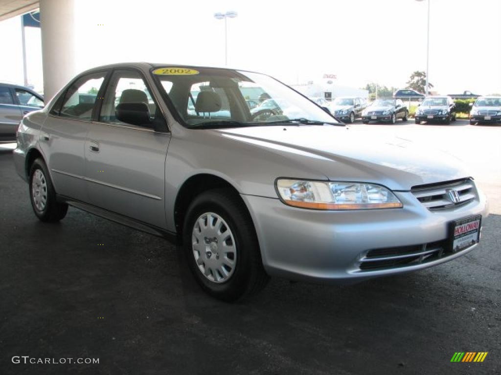 2002 Accord VP Sedan - Satin Silver Metallic / Quartz Gray photo #3