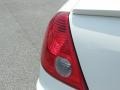 Ivory White - G6 V6 Sedan Photo No. 10