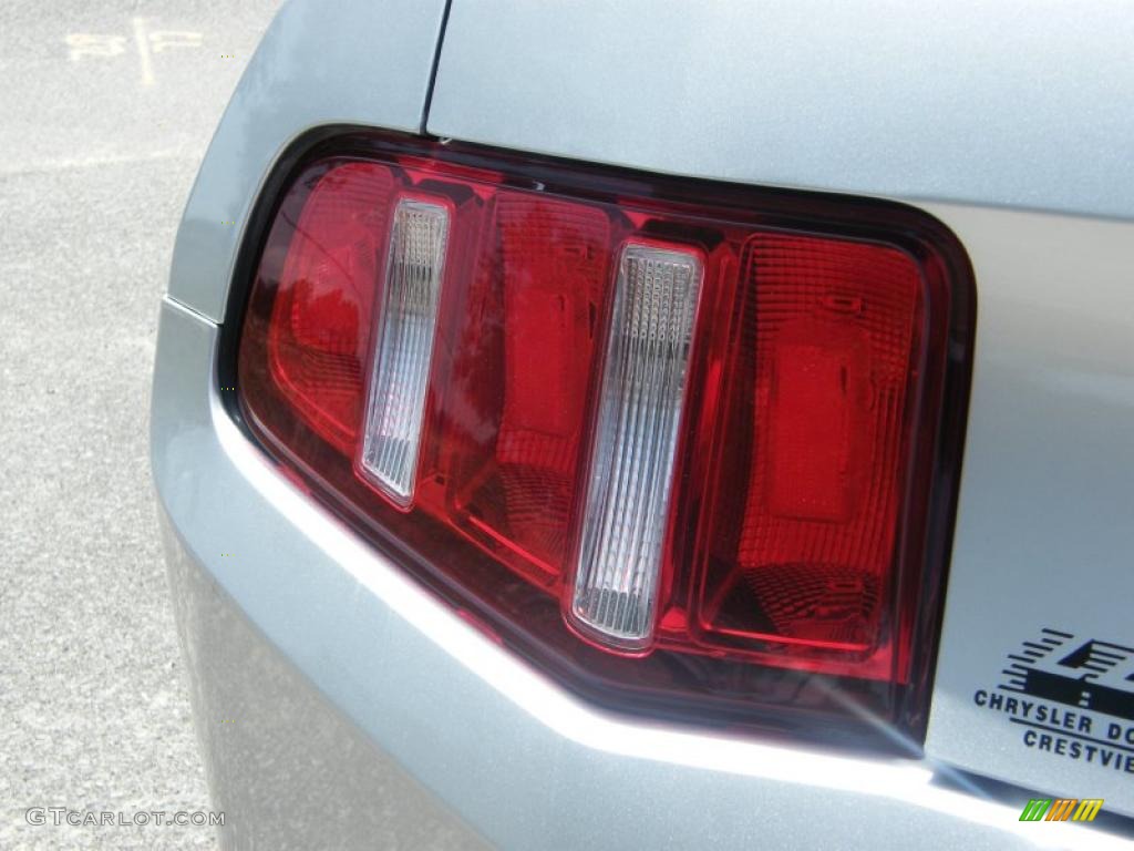 2010 Mustang V6 Convertible - Brilliant Silver Metallic / Stone photo #10