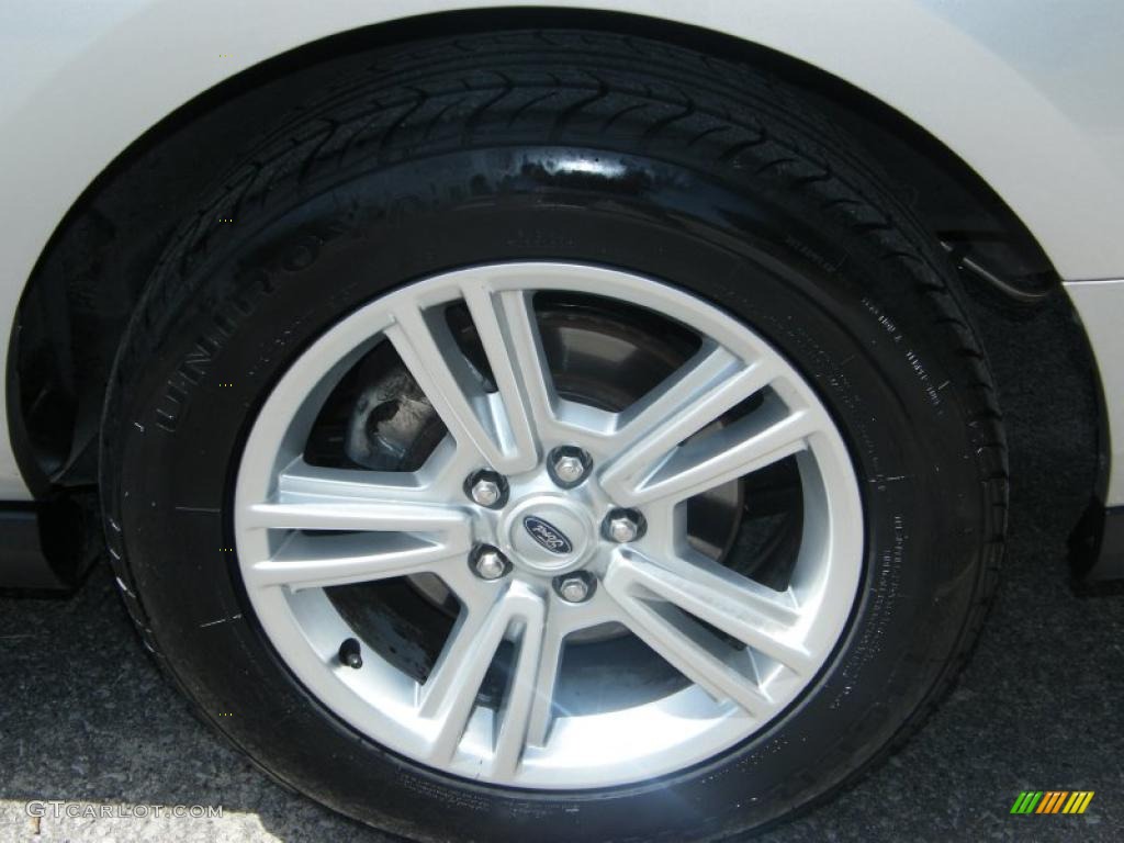 2010 Mustang V6 Convertible - Brilliant Silver Metallic / Stone photo #11