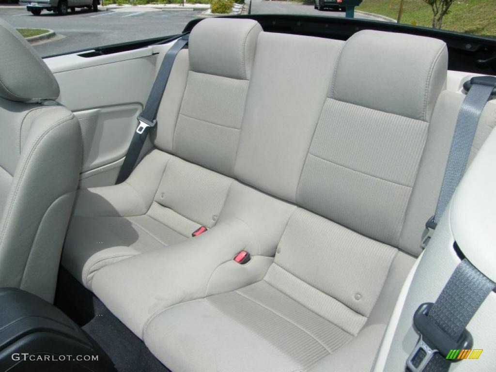 2010 Mustang V6 Convertible - Brilliant Silver Metallic / Stone photo #29