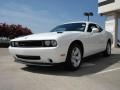 Stone White - Challenger SE Photo No. 7