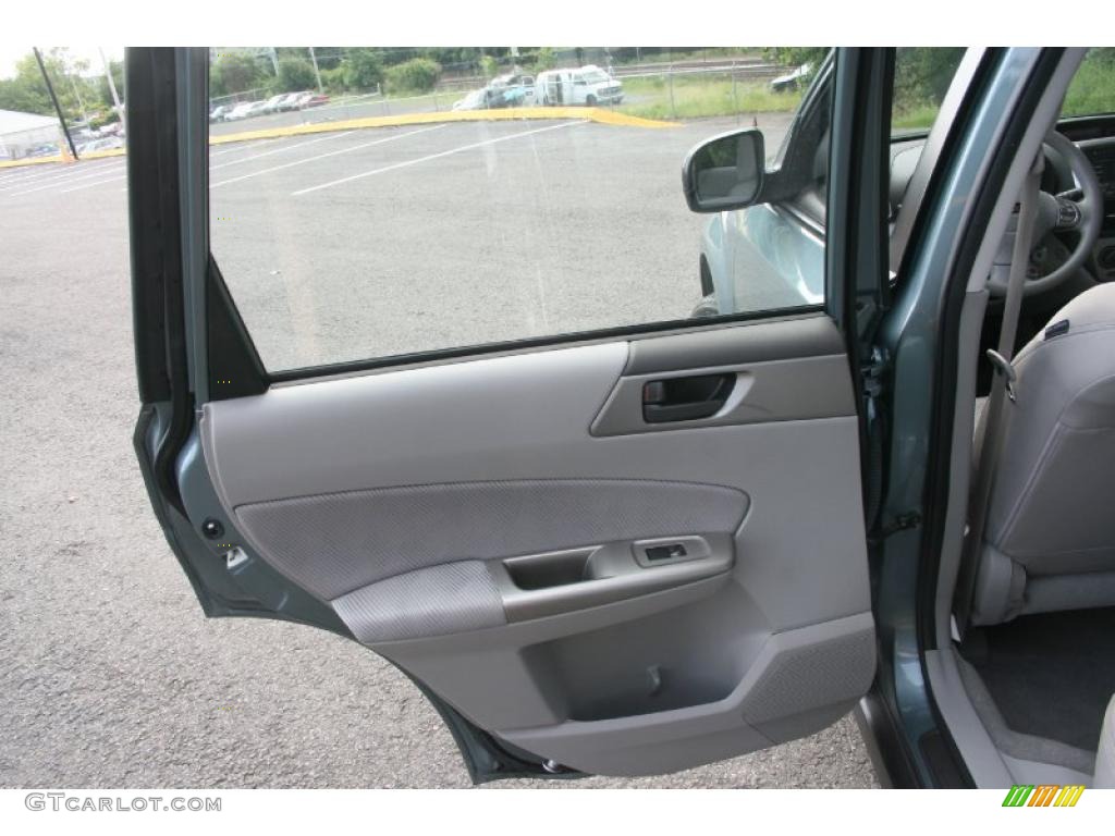 2009 Forester 2.5 X - Sage Green Metallic / Platinum photo #14