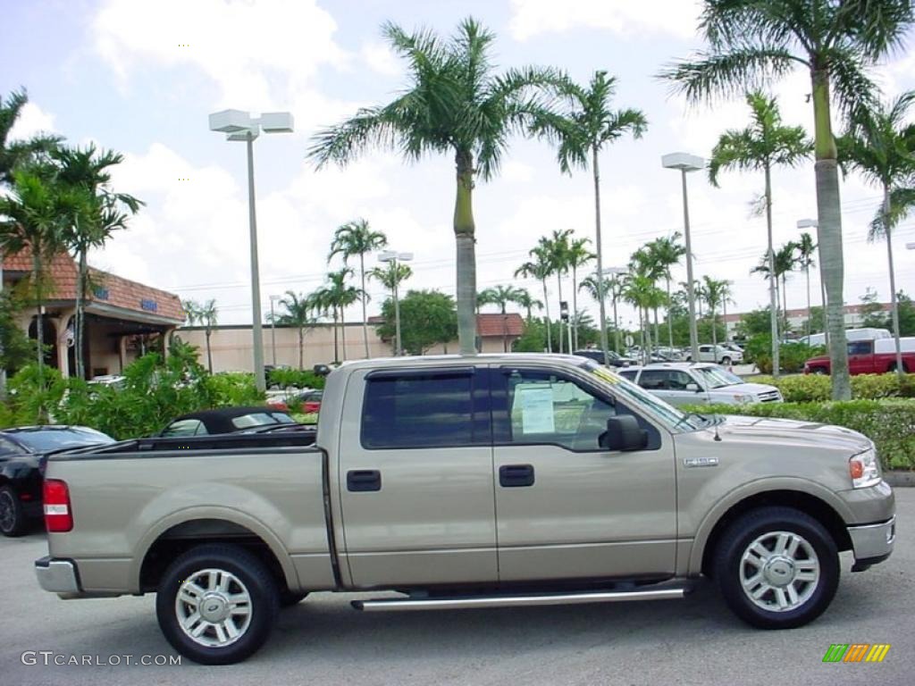 2004 F150 Lariat SuperCrew - Arizona Beige Metallic / Black photo #5