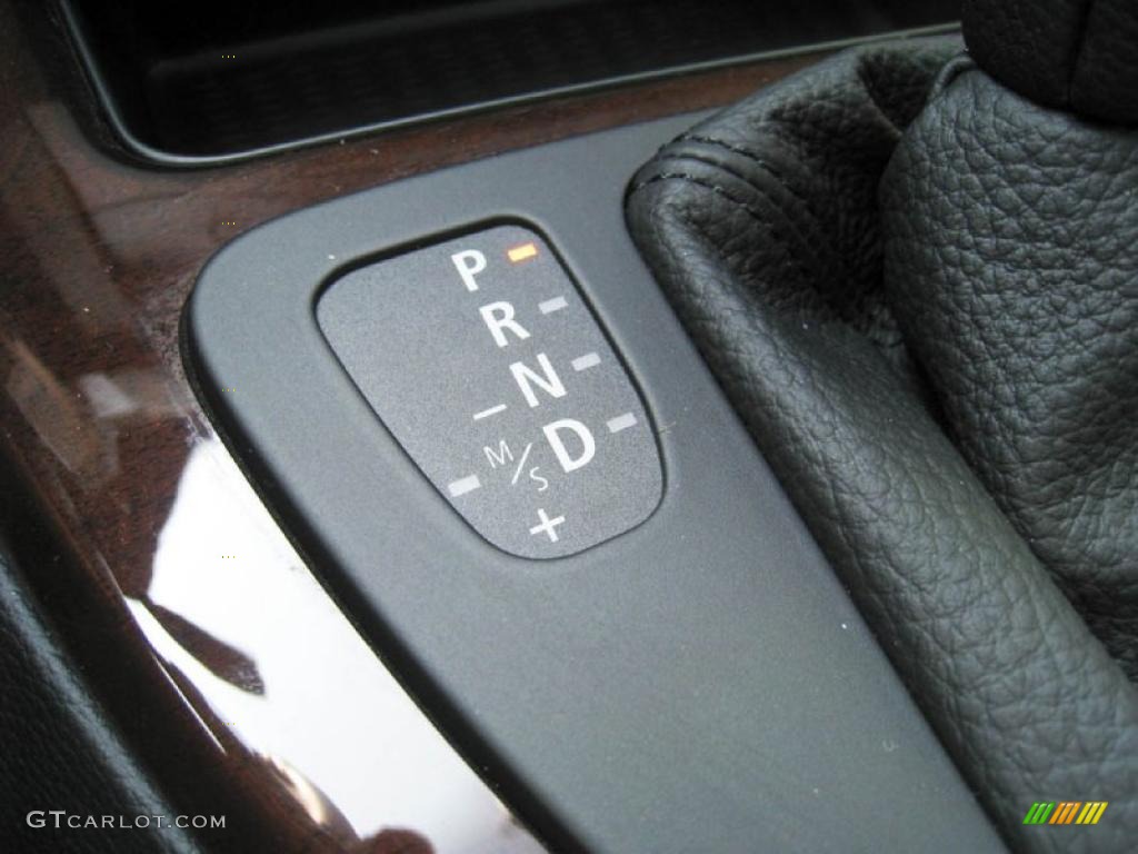 2010 3 Series 328i xDrive Coupe - Jet Black / Black photo #39