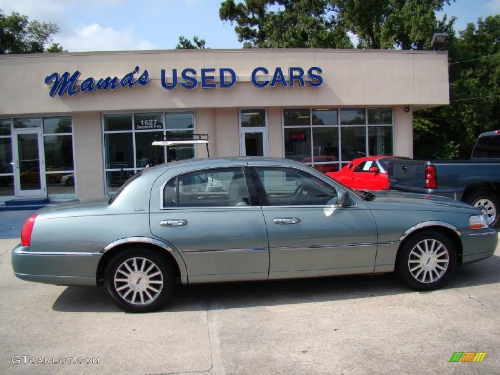 Light Tundra Metallic Lincoln Town Car