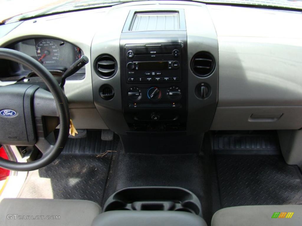 2005 F150 STX Regular Cab - Bright Red / Medium Flint Grey photo #15