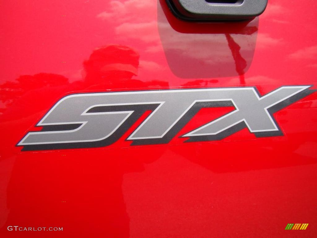 2005 F150 STX Regular Cab - Bright Red / Medium Flint Grey photo #32