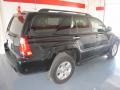 Black - 4Runner SR5 Photo No. 6