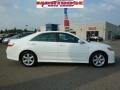 Super White - Camry SE Photo No. 1