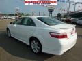 Super White - Camry SE Photo No. 8