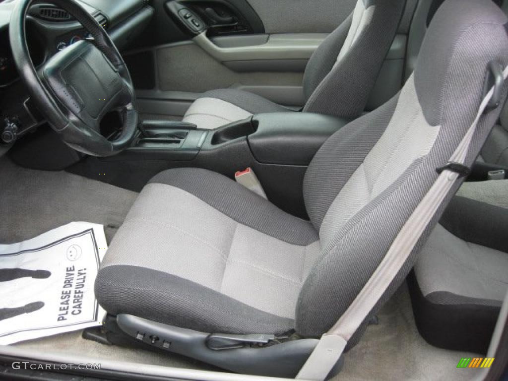 1995 Chevrolet Camaro Coupe Front Seat Photo #33451642