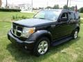 Black - Nitro SLT 4x4 Photo No. 2