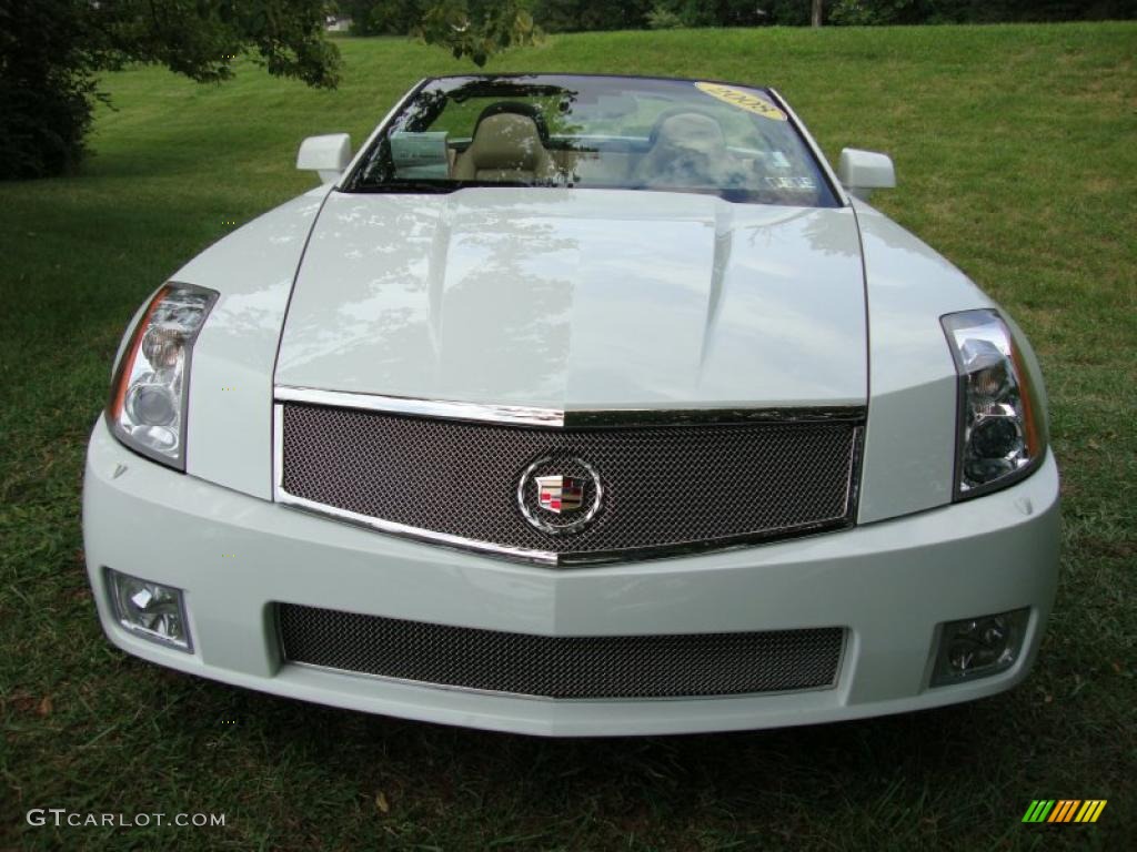 2008 XLR -V Series Roadster - Alpine White / Cashmere/Ebony photo #3