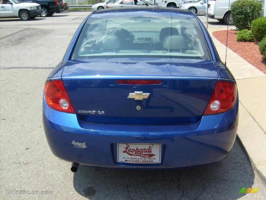 2006 Cobalt LS Sedan - Laser Blue Metallic / Gray photo #4