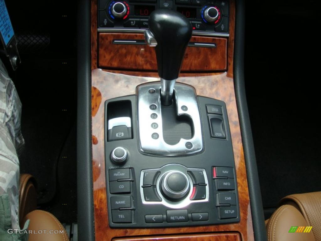 2005 A8 L 4.2 quattro - Brilliant Black / Black/Amaretto photo #39
