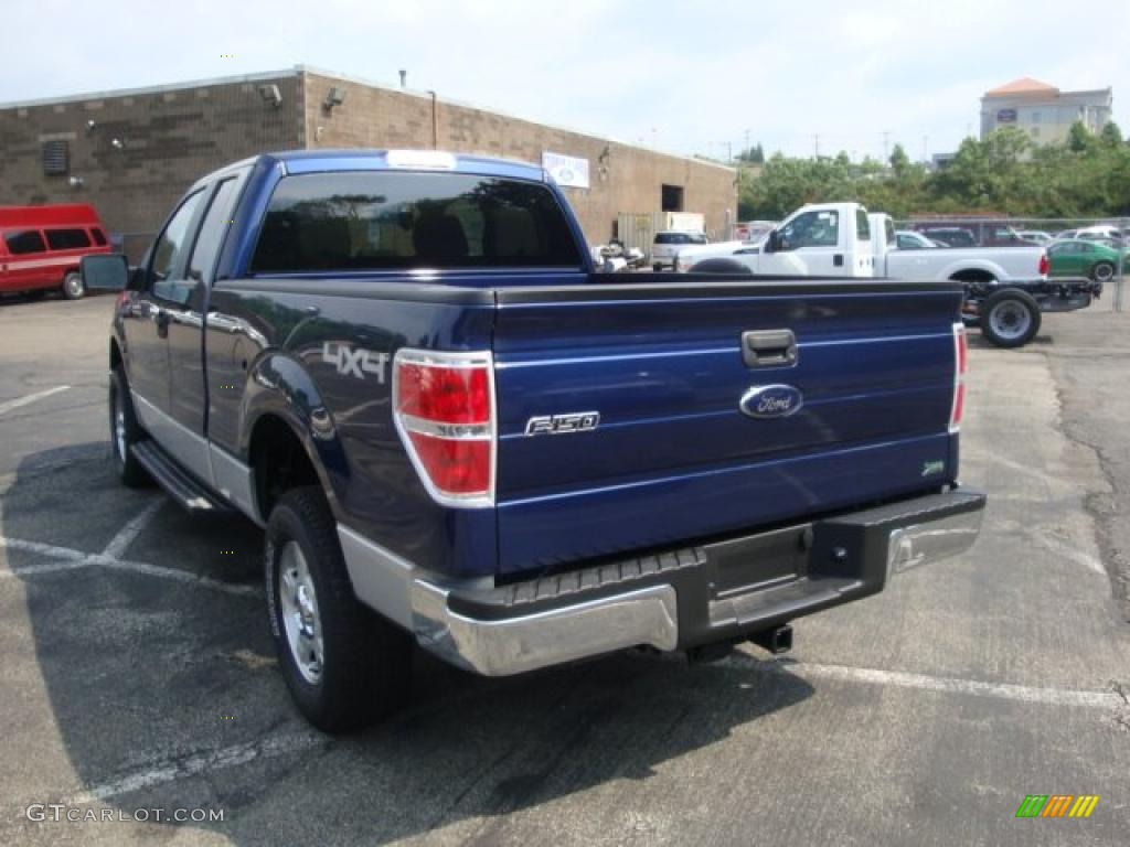 2010 F150 XLT SuperCab 4x4 - Dark Blue Pearl Metallic / Medium Stone photo #5