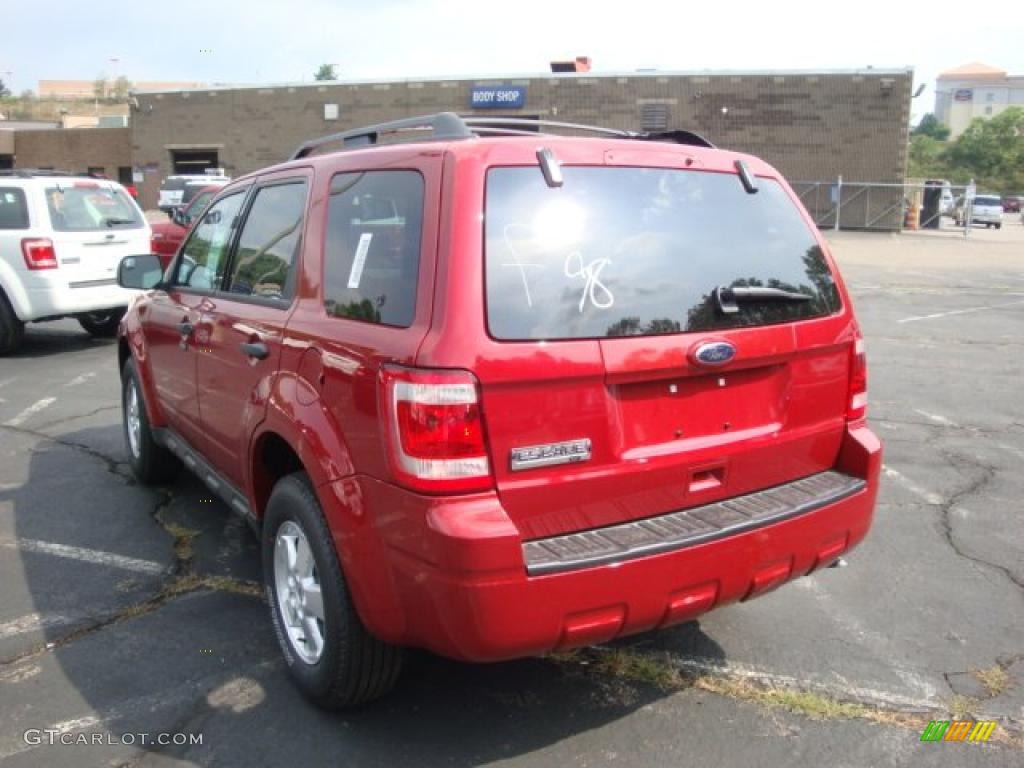 2010 Escape XLT 4WD - Sangria Red Metallic / Charcoal Black photo #5
