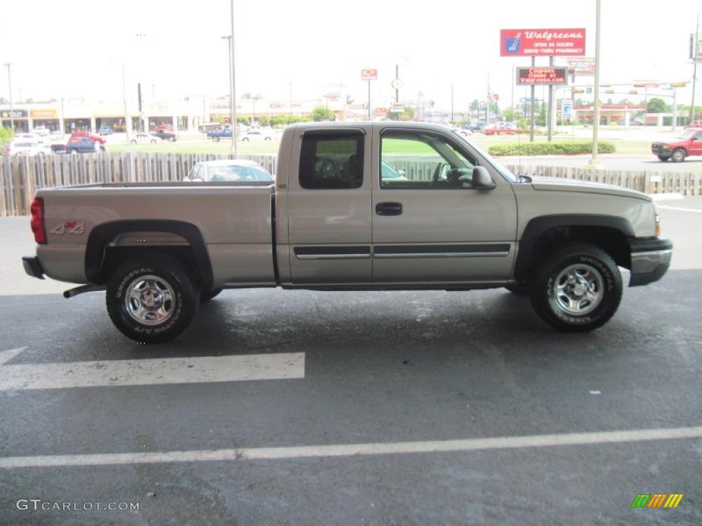 2003 Silverado 1500 LS Extended Cab 4x4 - Light Pewter Metallic / Tan photo #4