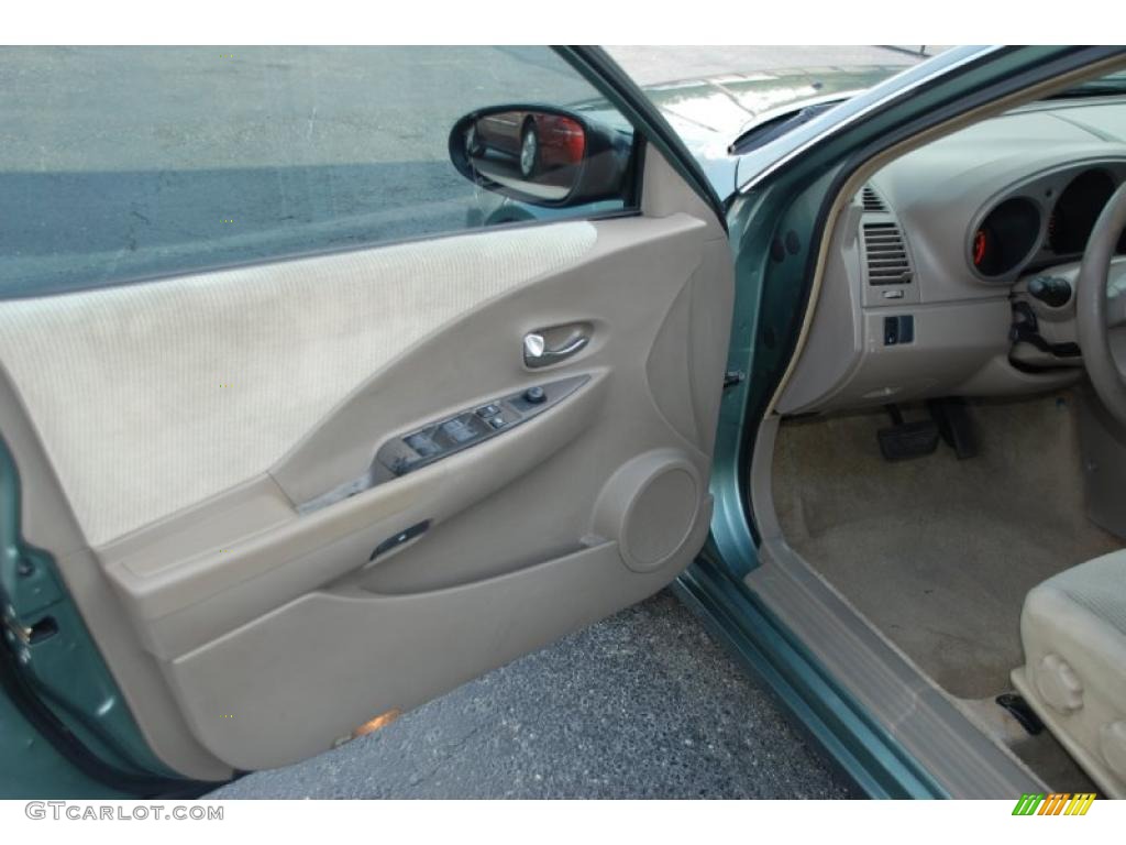 2002 Altima 2.5 S - Mystic Emerald Metallic / Blond Beige photo #20