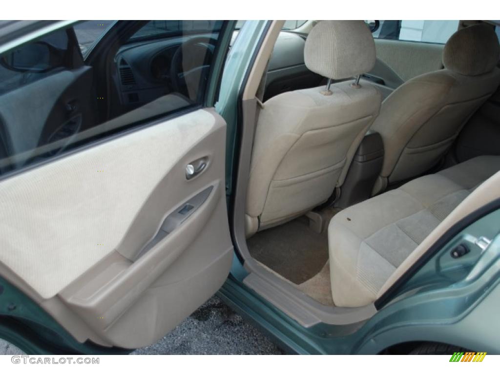 2002 Altima 2.5 S - Mystic Emerald Metallic / Blond Beige photo #24
