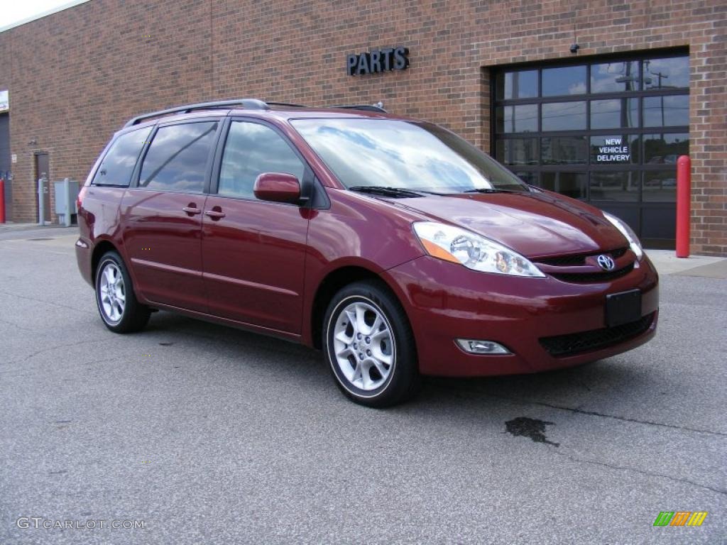 2006 Sienna XLE - Salsa Red Pearl / Taupe photo #1